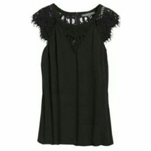 Brixon Ivy Jarred Lace Detail Cap Sleeve Blouse